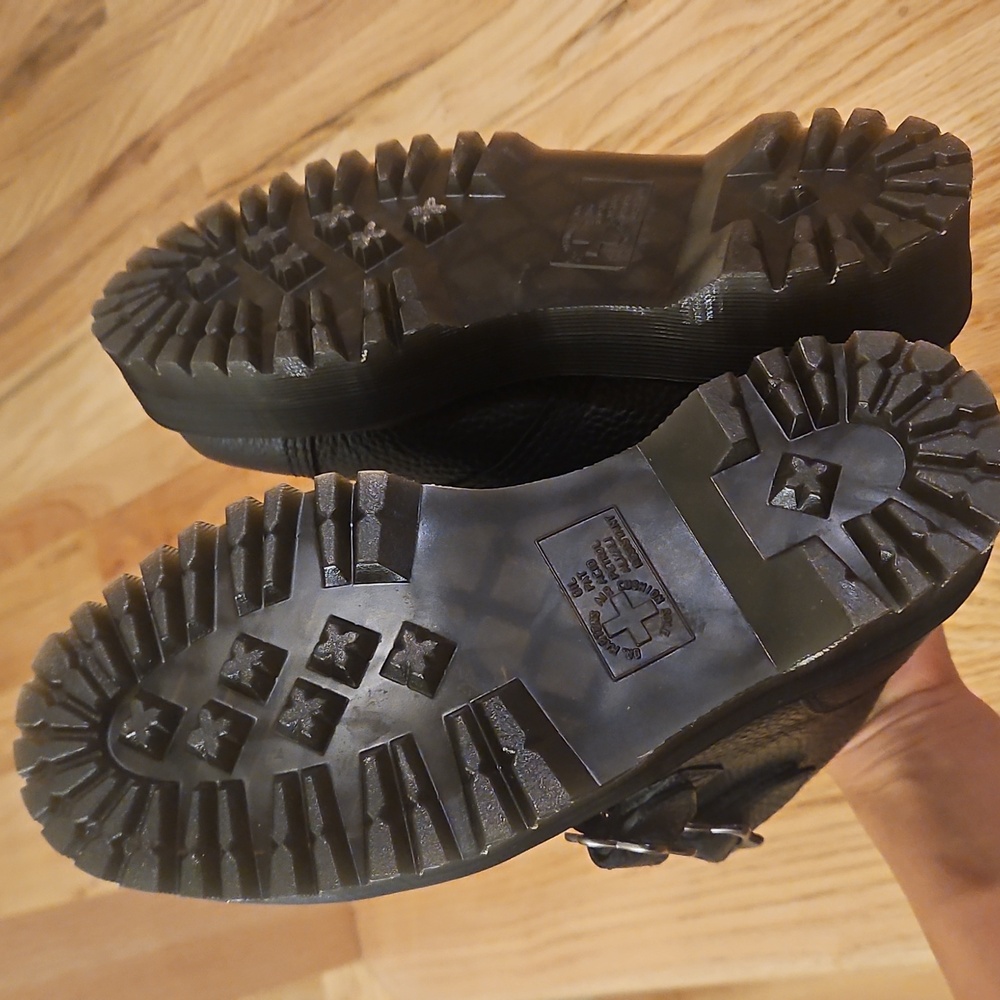 Dr. Martens Devon Flower Platform - Picture 5 of 6
